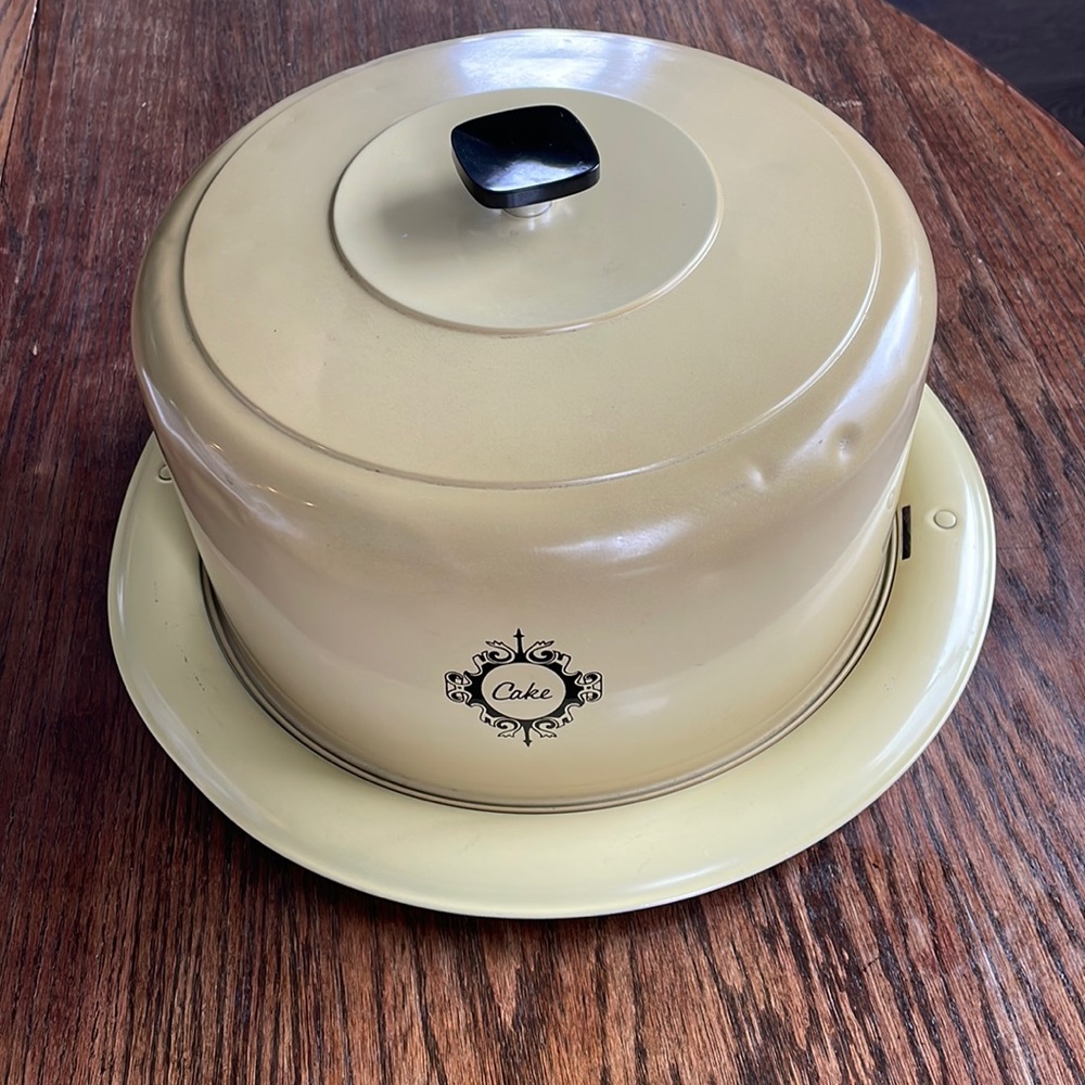 Antique cake carrier